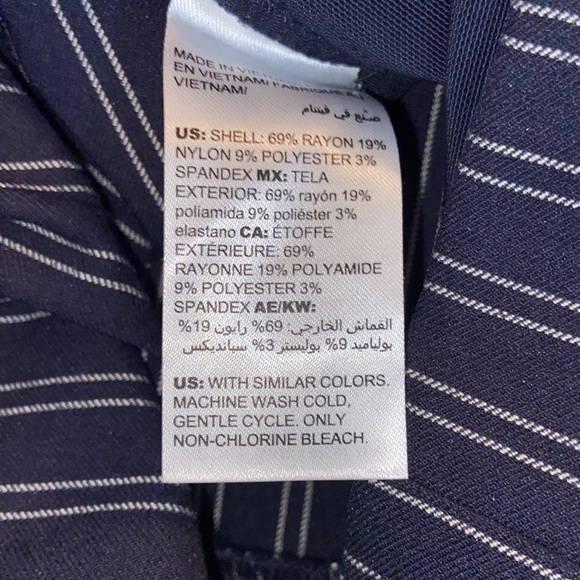 Chico’s Ankle Pant - Picture 5 of 8